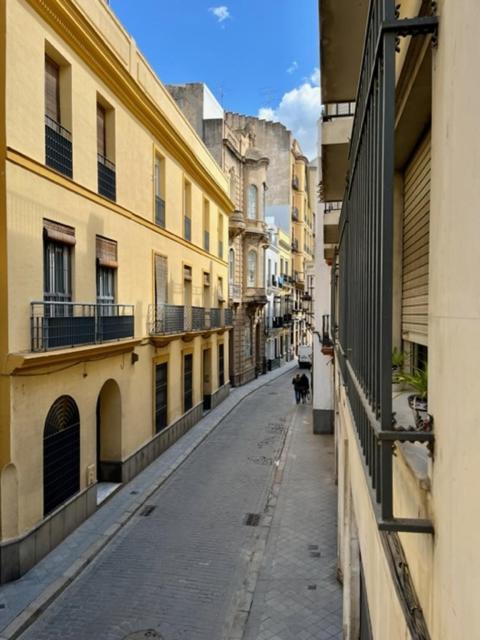Ti1 Estiloso Loft 120M De La Catedral Tomas De Ibarra Street Sevilla Exterior foto